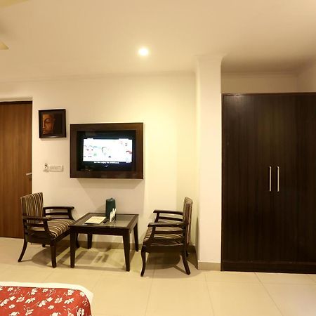 Airport Hotel Chanakya Delhi New Delhi Ngoại thất bức ảnh