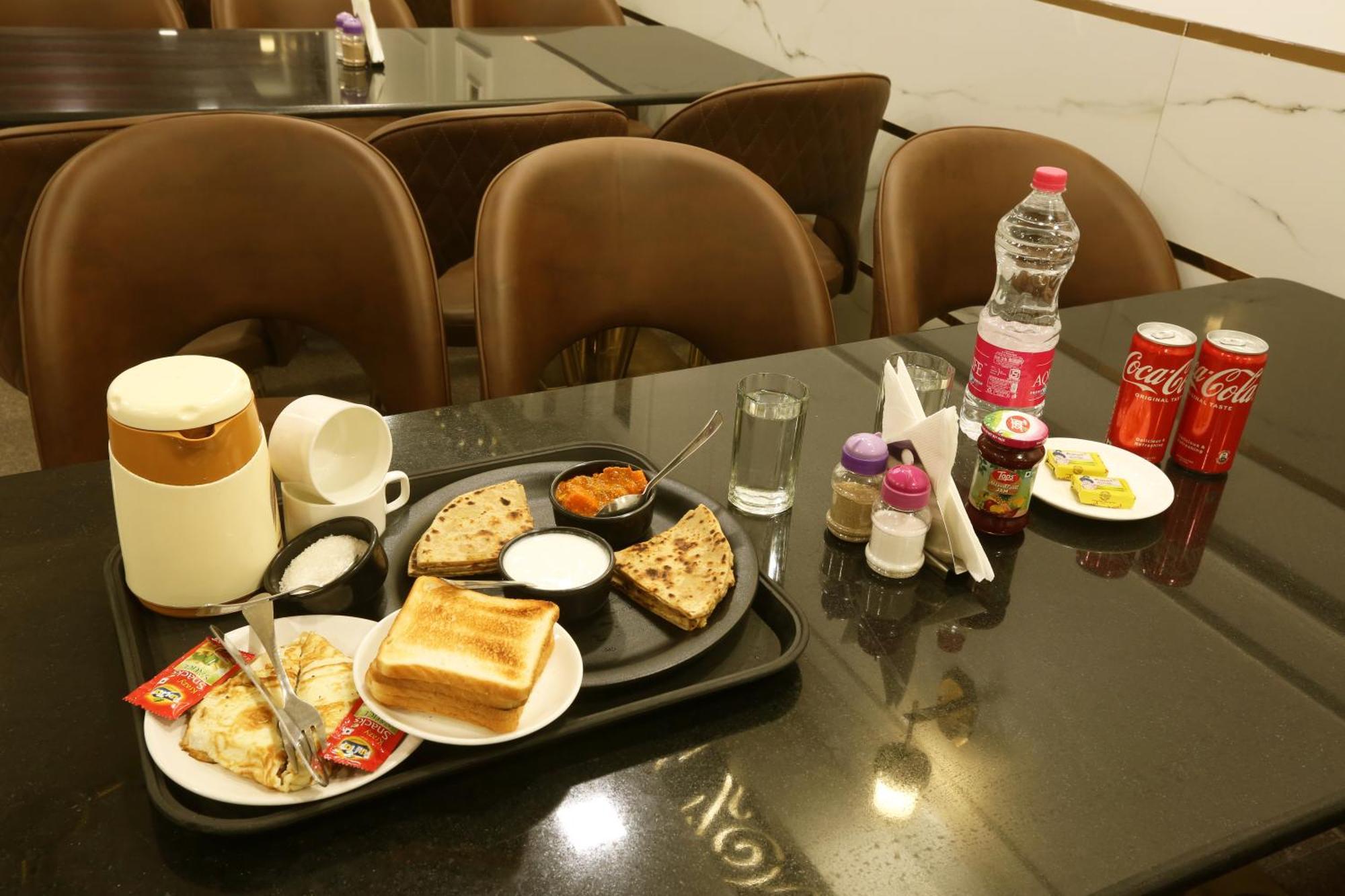 Airport Hotel Chanakya Delhi New Delhi Ngoại thất bức ảnh
