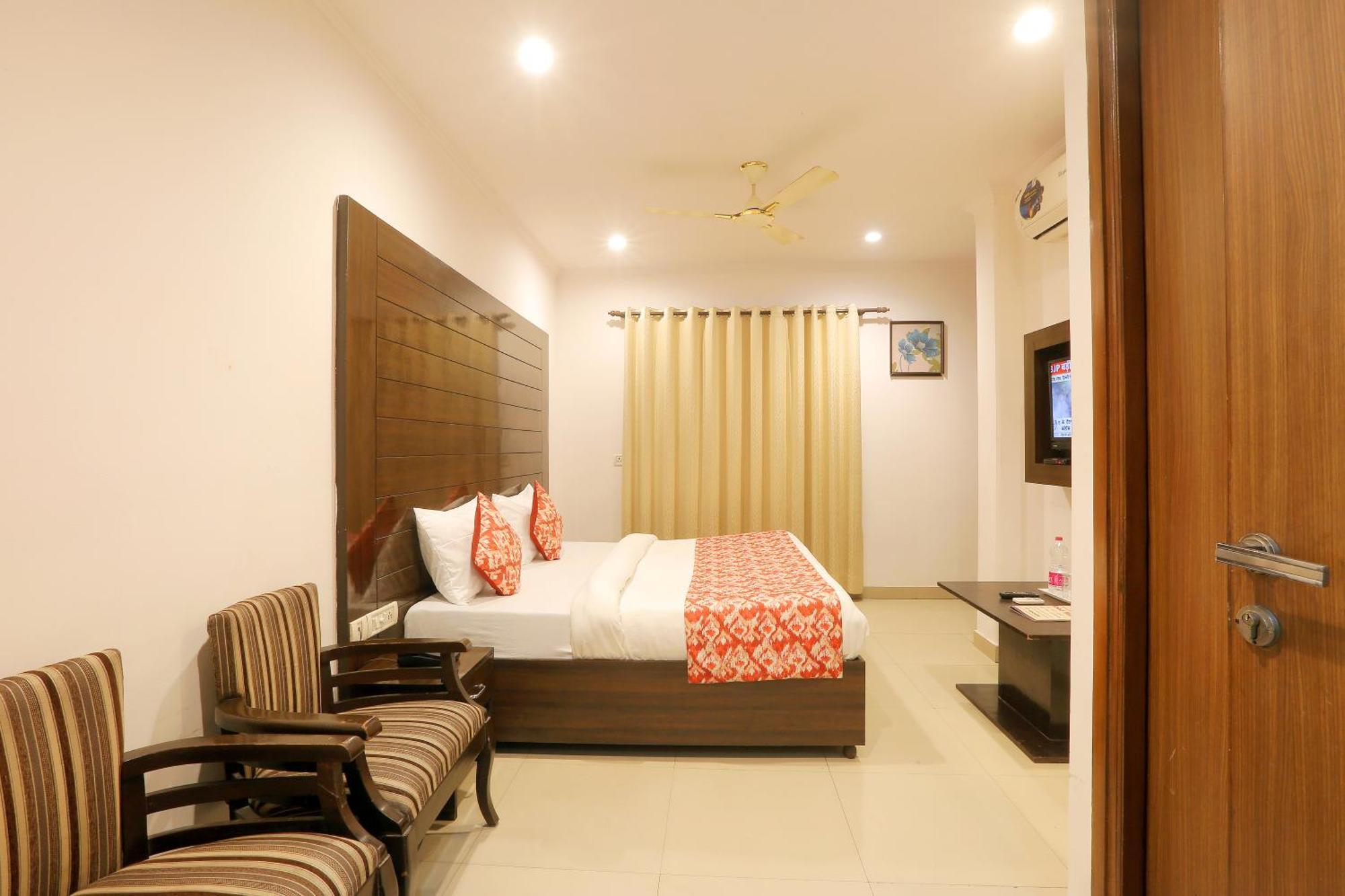 Airport Hotel Chanakya Delhi New Delhi Ngoại thất bức ảnh