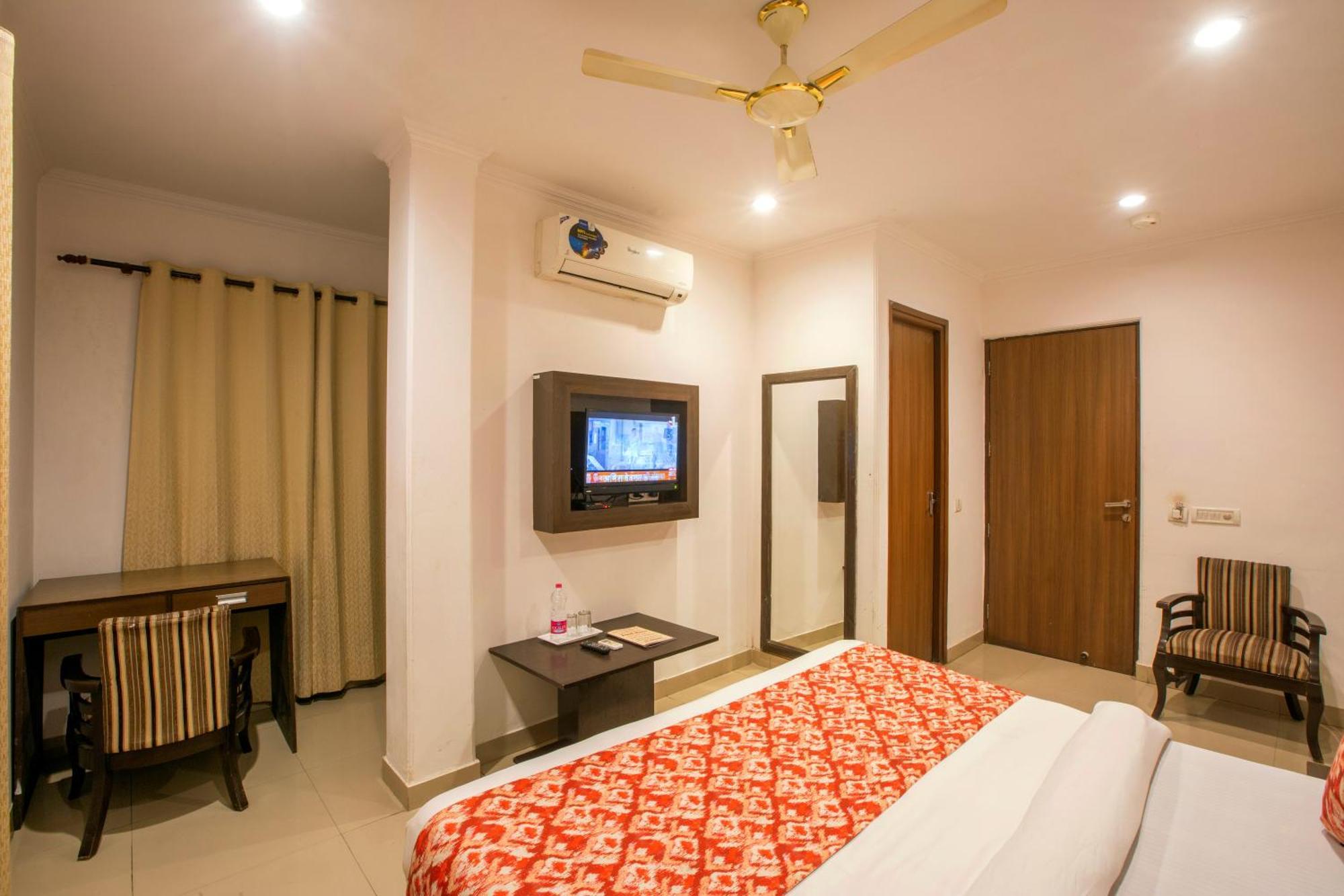 Airport Hotel Chanakya Delhi New Delhi Ngoại thất bức ảnh